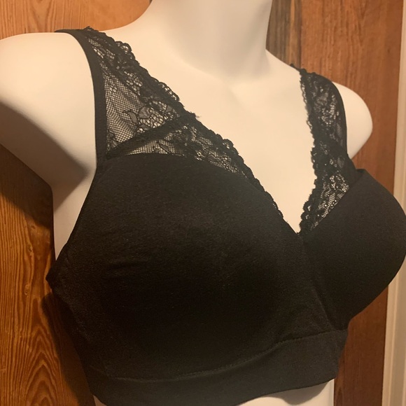 NWOT Lightly Padded No Underwire Bra - Picture 4 of 10